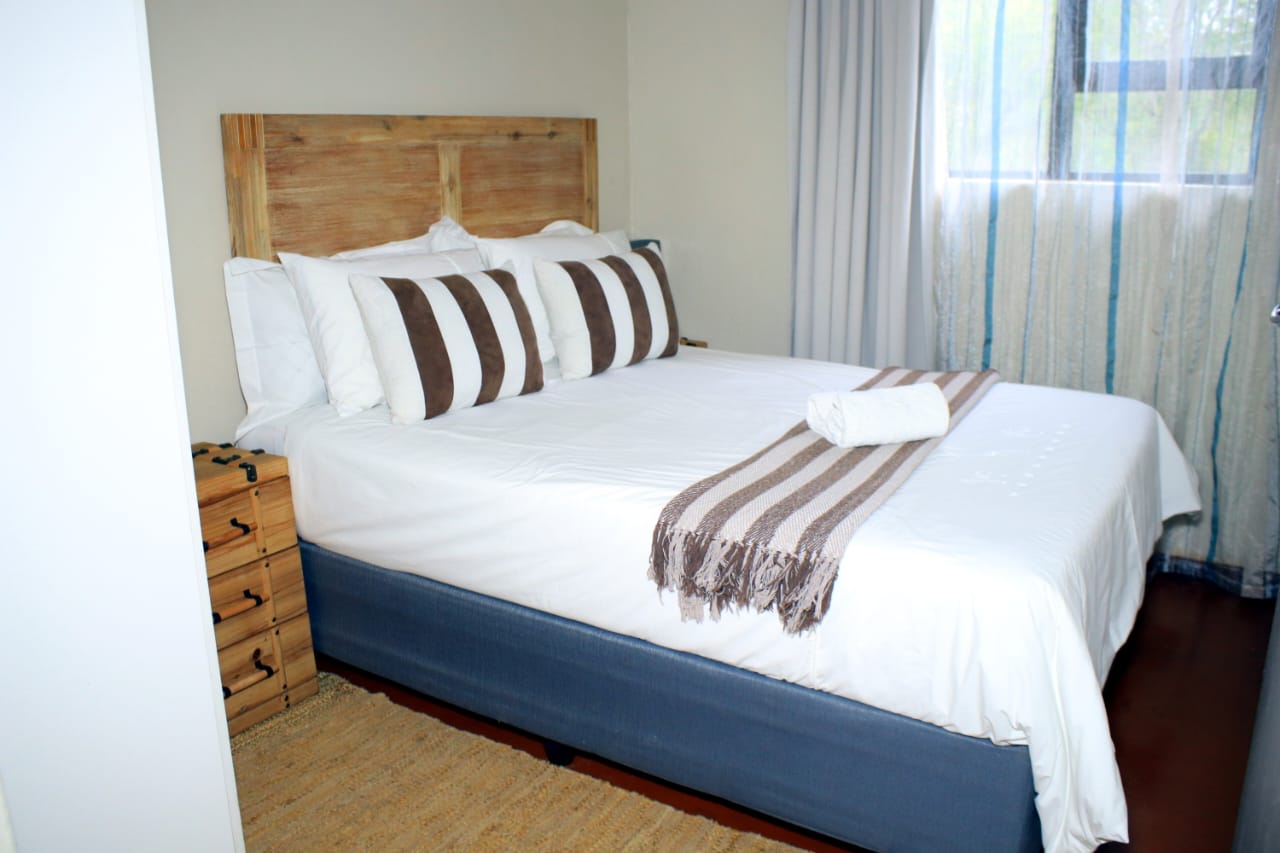 3 Bedrooms Luxury House